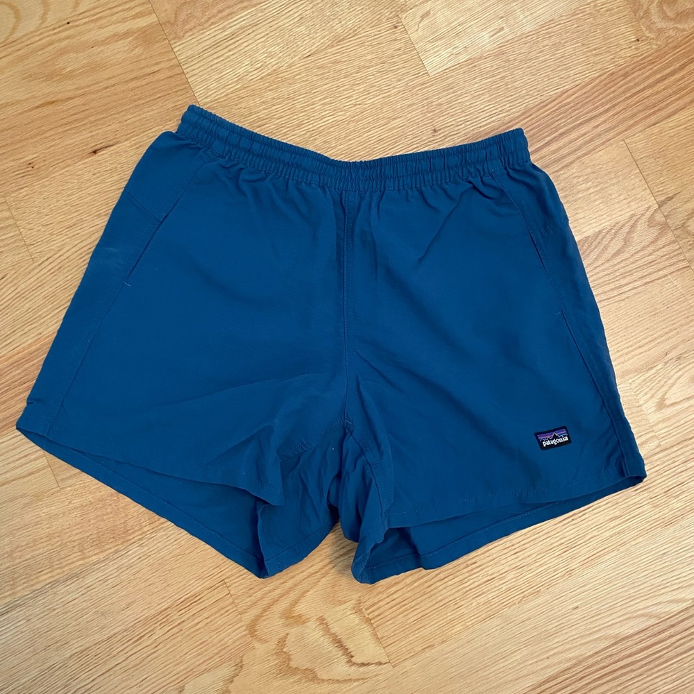 Patagonia women’s baggies shorts 5 “
